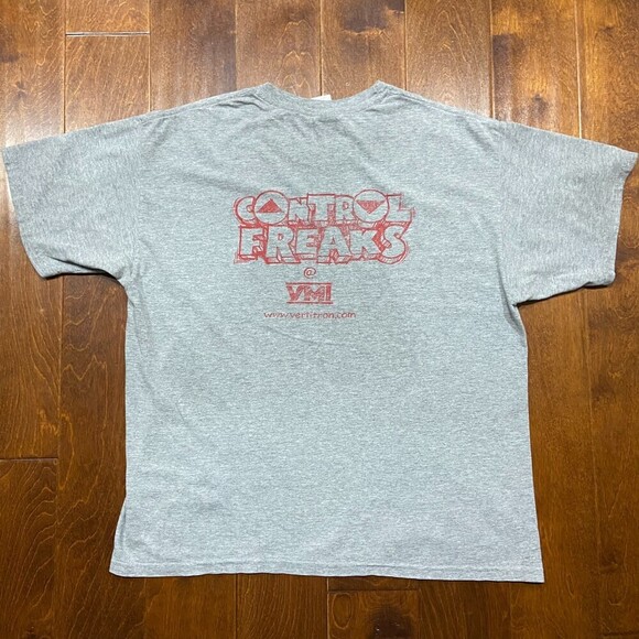 Gildan Vintage Y2K Control Freaks VMI Grey Red Cotton T-Shirt Men's Size XL - Picture 3 of 9
